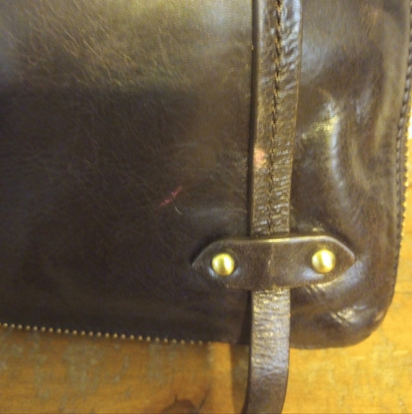 DKNY Small Expandable Zipper Purse - Picture 9 of 9